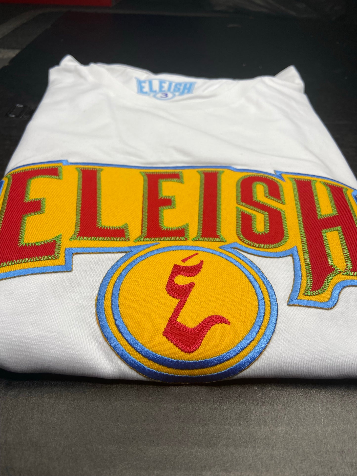 BIG LOGO TEE